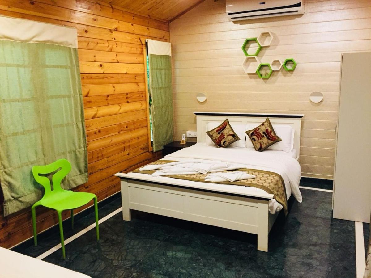 Rock Forest Goa Honeymoon Cottages Калангуте Екстериор снимка