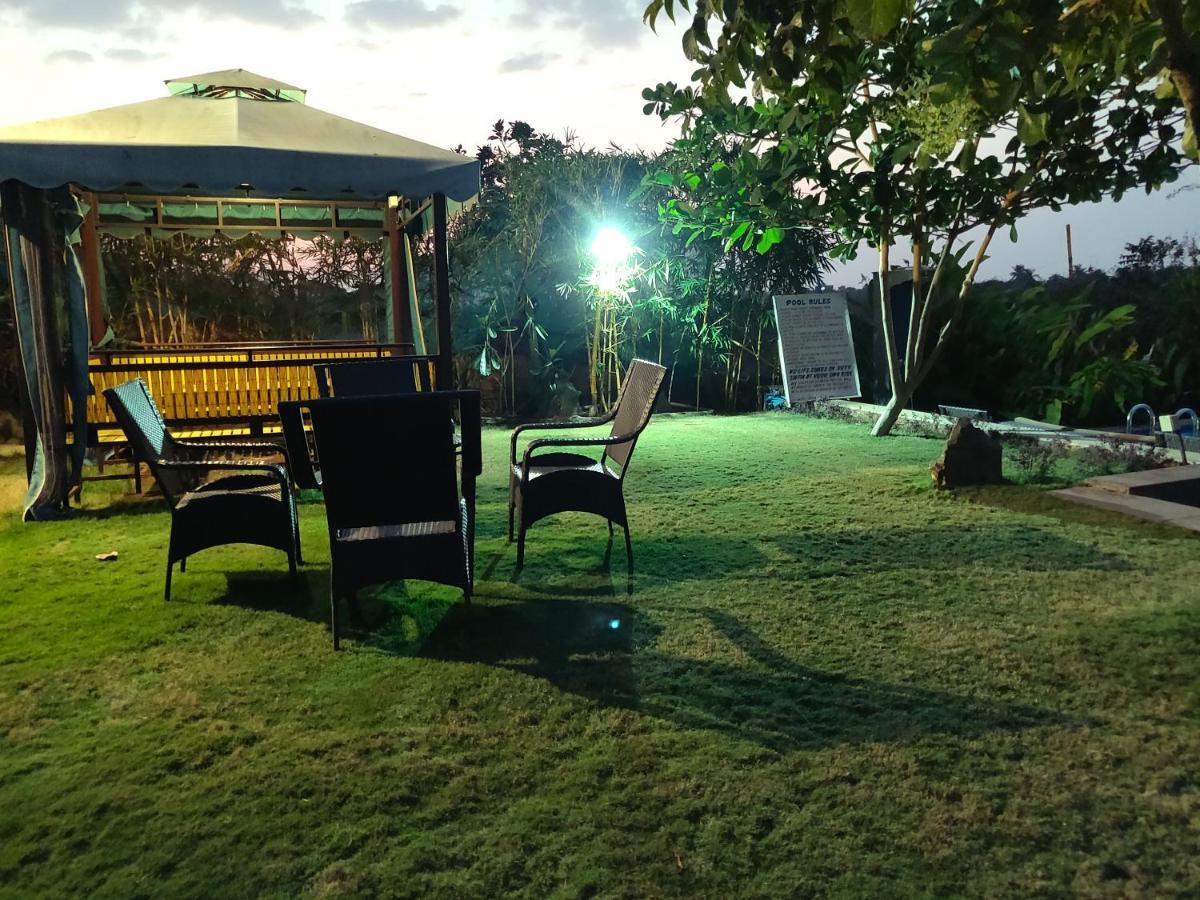 Rock Forest Goa Honeymoon Cottages Калангуте Екстериор снимка
