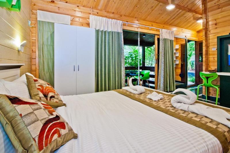 Rock Forest Goa Honeymoon Cottages Калангуте Екстериор снимка