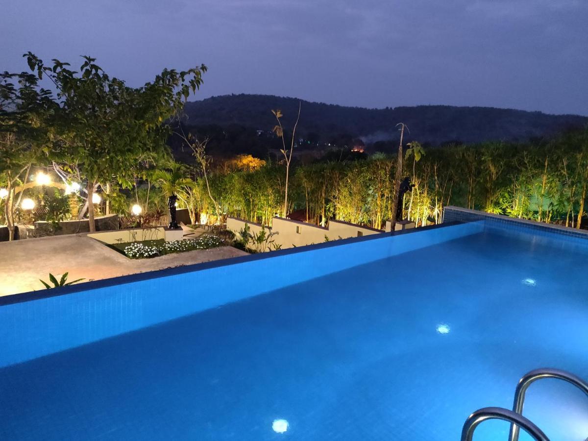 Rock Forest Goa Honeymoon Cottages Калангуте Екстериор снимка