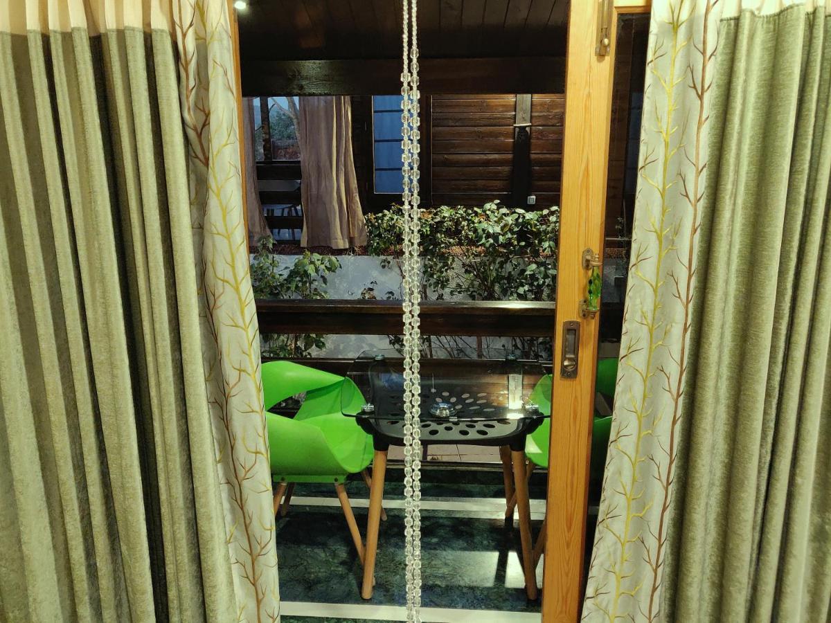 Rock Forest Goa Honeymoon Cottages Калангуте Екстериор снимка