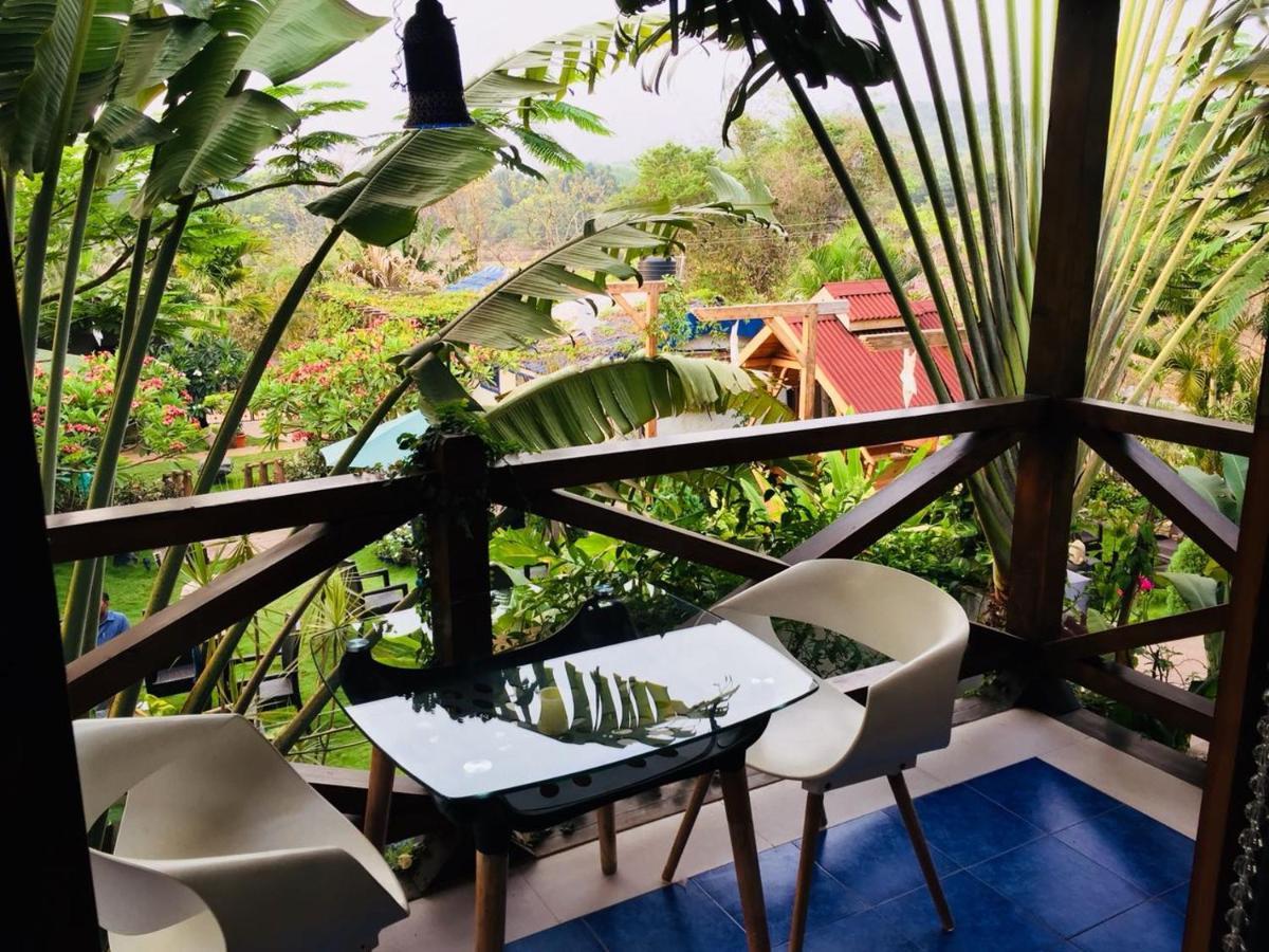 Rock Forest Goa Honeymoon Cottages Калангуте Екстериор снимка